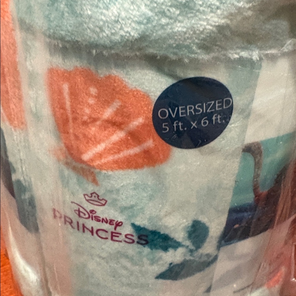 Disney Moana Super Soft Plush Throw Blanket - Picture 9 of 9